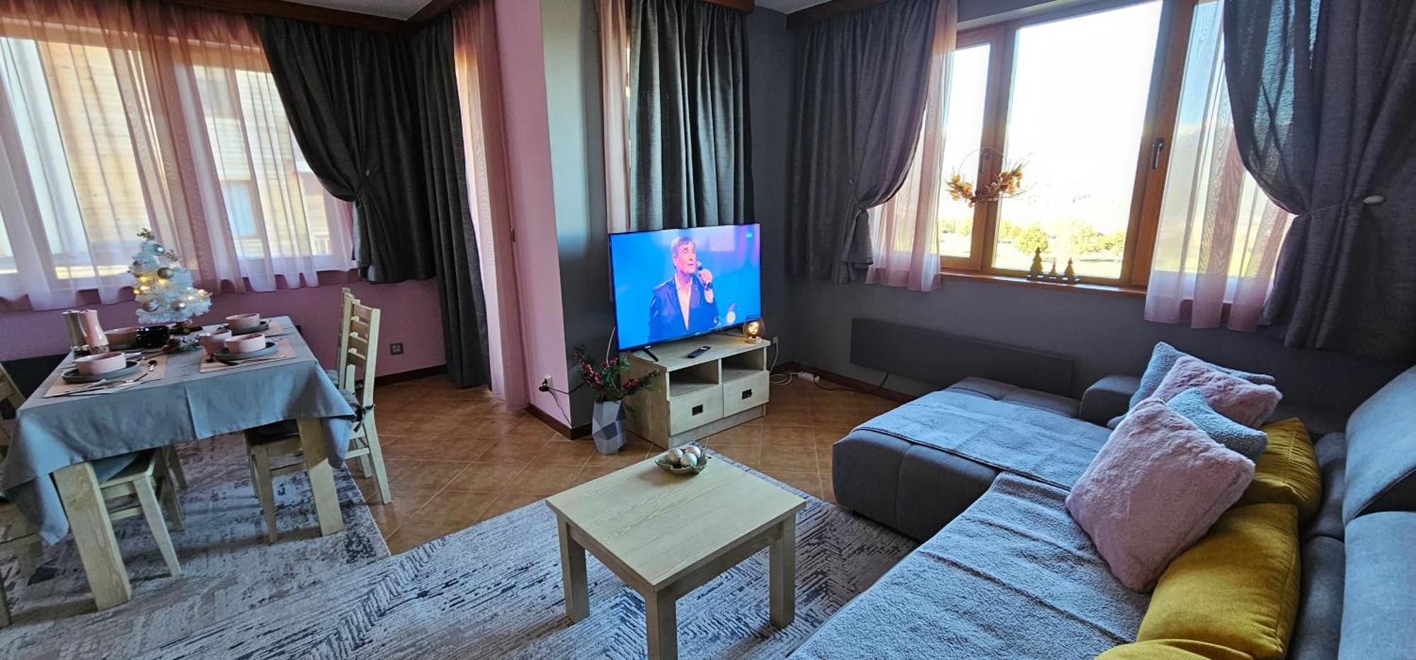 Green Peaks Suite In Pirin Golf & County Club Razlog Exteriér fotografie