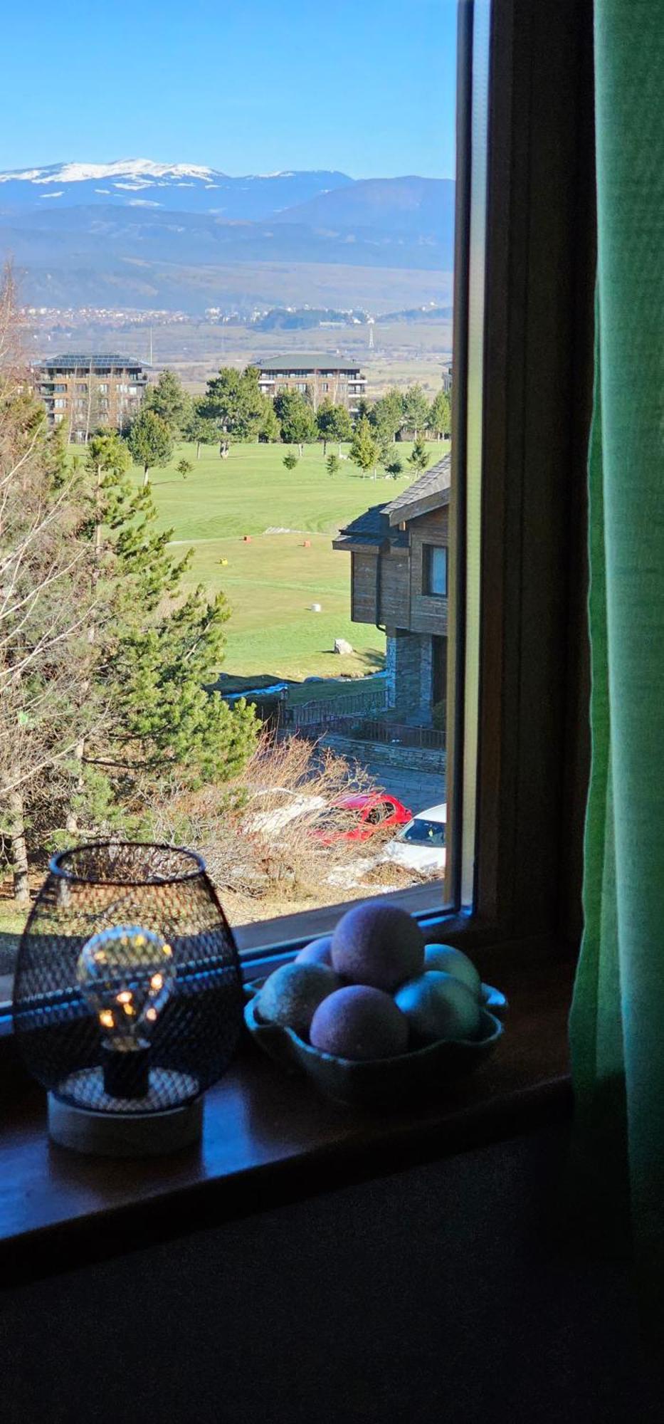 Green Peaks Suite In Pirin Golf & County Club Razlog Pokoj fotografie