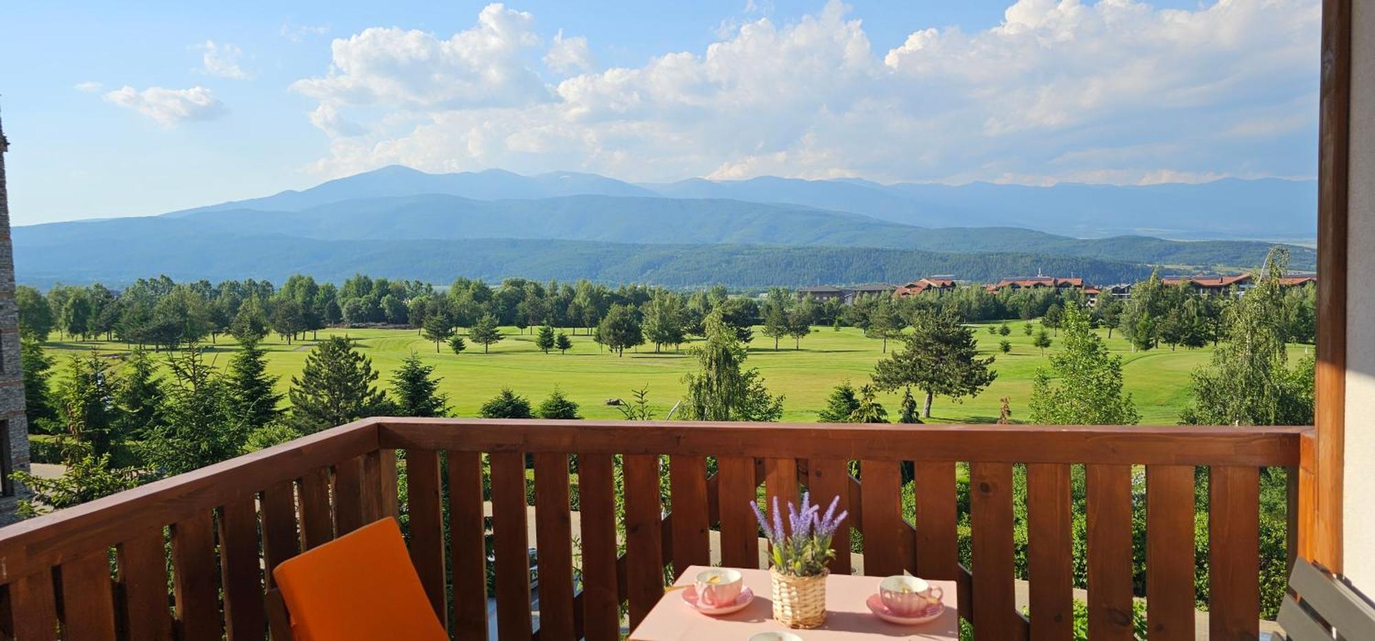 Green Peaks Suite In Pirin Golf & County Club Razlog Exteriér fotografie